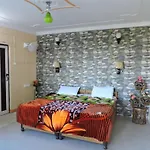 Himalayan Retreat Neelkanth