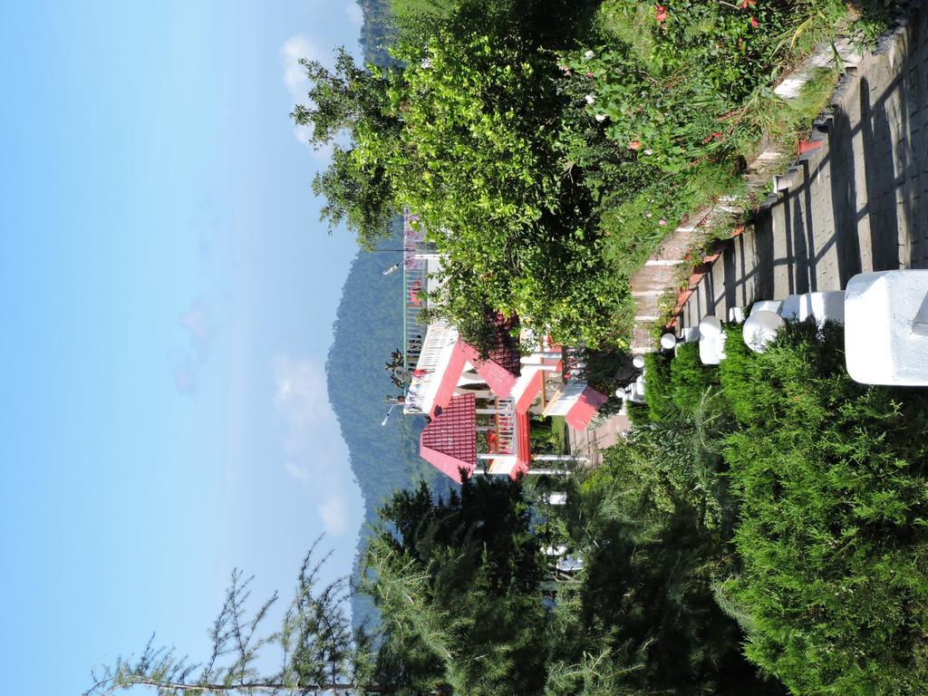 Himalayan Retreat Neelkanth Guest house Nainital